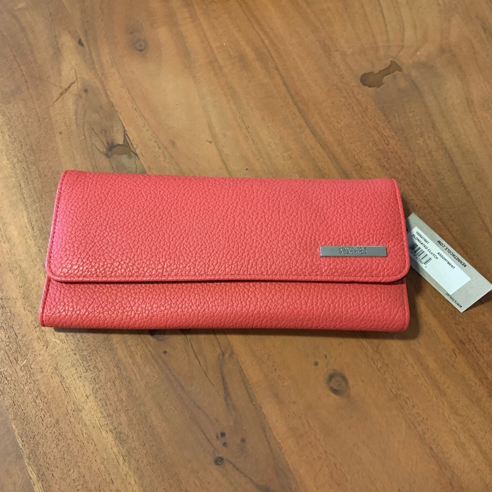 NWT Kenneth Cole Reaction Elongated Clutch (Wallet)